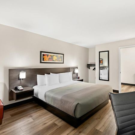 Quality Inn & Suites Dumas Екстер'єр фото
